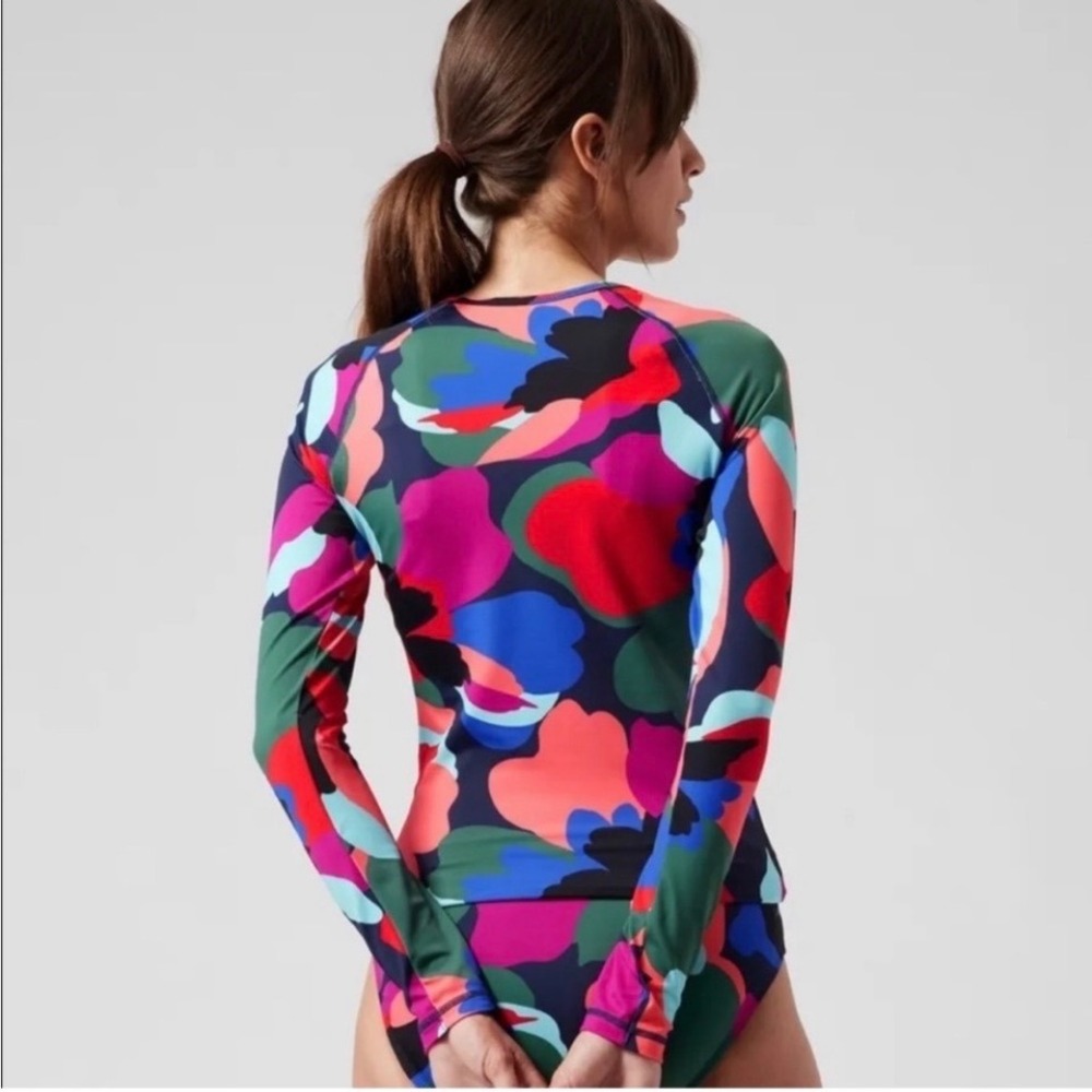 Athleta Point Break Rashguard Multicolor Abstract Floral Print Size Medium - Picture 2 of 7